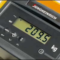 Wózki paletowe z wagą JUNGHEINRICH AMW 22 2