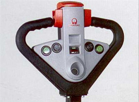 Wózki paletowe PRAMAC CX14 z elektrycznym napędem 2