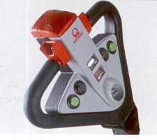 Wózki paletowe PRAMAC QX 18/20 z elektrycznym napędem 2